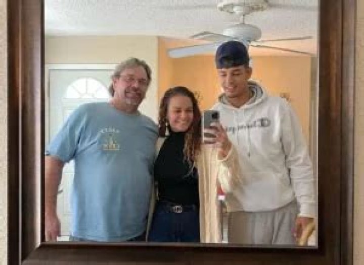 Vaughn Grissom's Parents And Their Impact